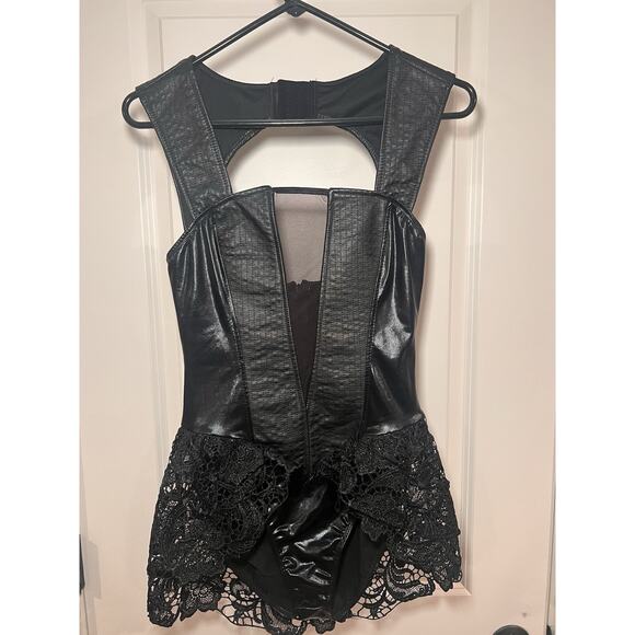 Spirit Halloween Showstopper Bodysuit - Medium - Picture 1 of 7